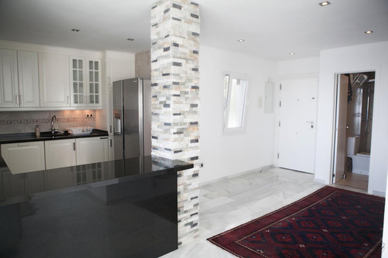 Luxury Puerto Banus Penthouse With Parking & Wi-Fi Daire Marbella Dış mekan fotoğraf