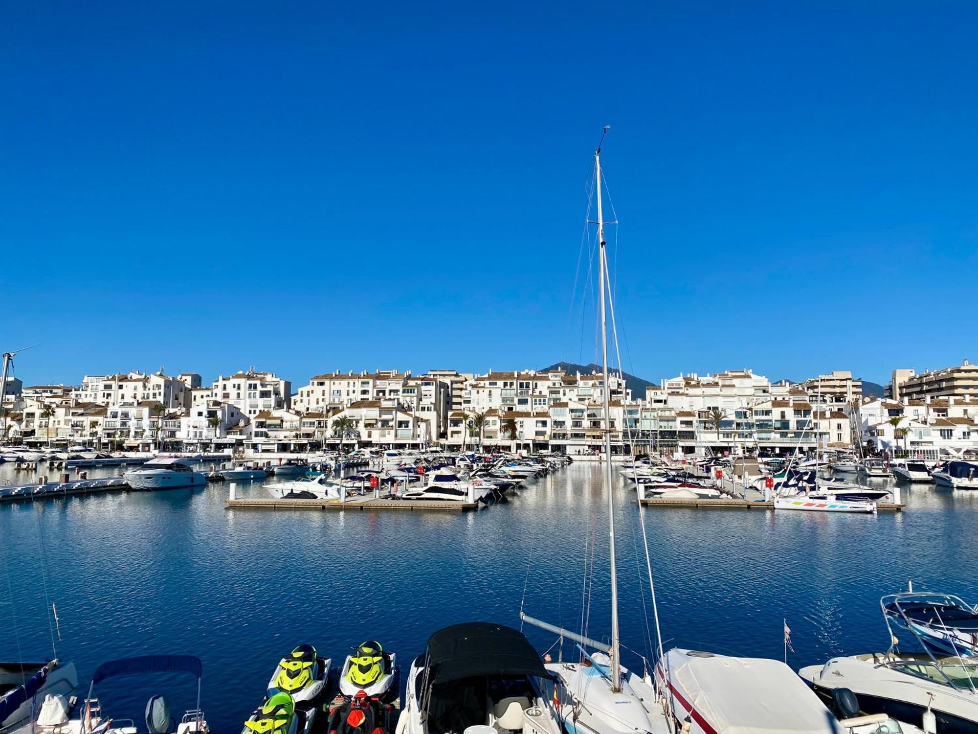 Luxury Puerto Banus Penthouse With Parking & Wi-Fi Daire Marbella Dış mekan fotoğraf
